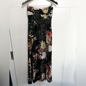 Band of Gypsies Black Floral Strapless Maxi Dress with pockets